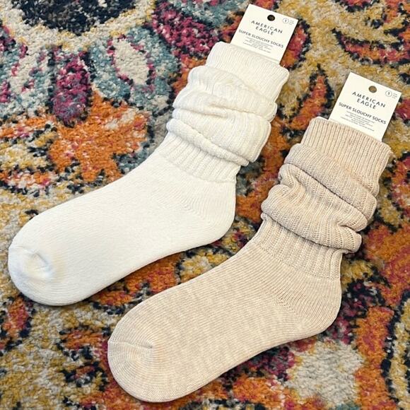 American Eagle Super Slouchy Socks lot of 2 Cream Ivory & Beige Tall Sock - Picture 1 of 5
